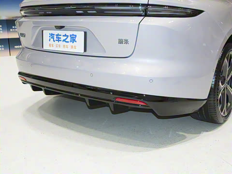 2025�� 75kWh Touring