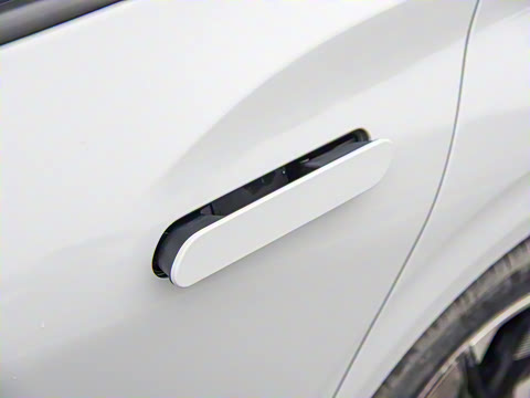 2023�� 1.5T E-�춯 ST-Line