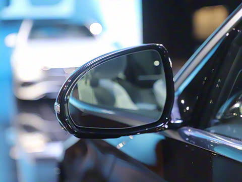 2024�� E 300 L ������