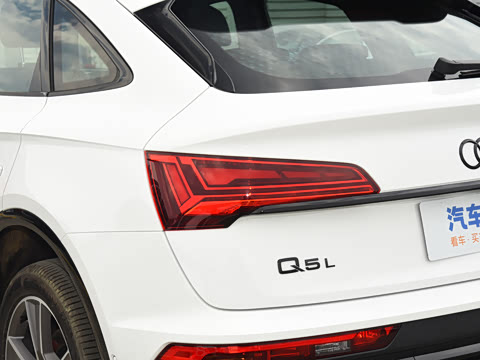 2023�� 40 TFSI ������