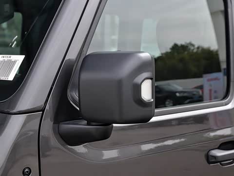 2019�� 2.0T Sahara ���ŵ綯����� ��VI