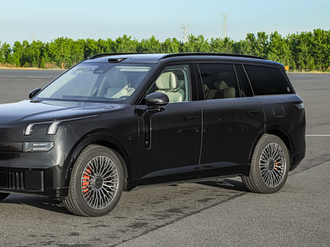 2025�� 2.0T ̽����