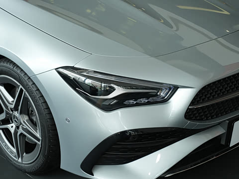 2024�� �Ŀ� CLA 200 ���ܳ�