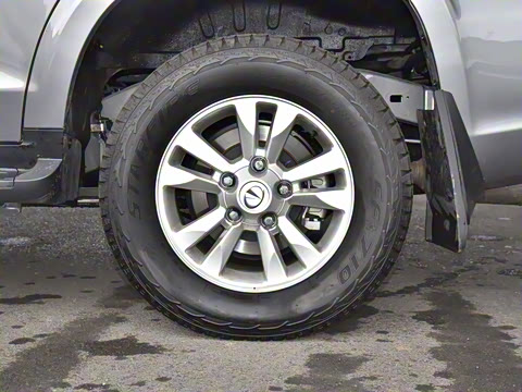 2023�� 4.6L V8 �캽��