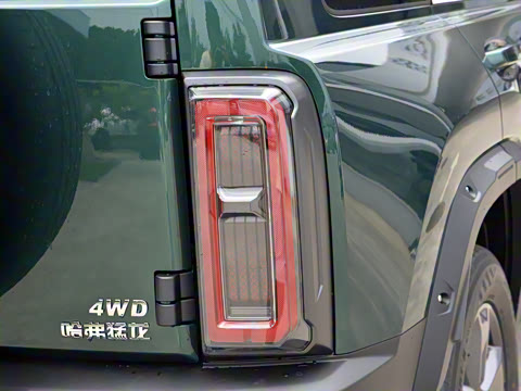 2025�� 2.0T 4WD Pro