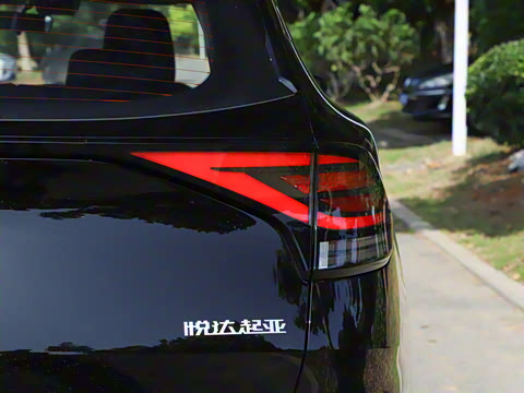 2025�� 2.0T ����������