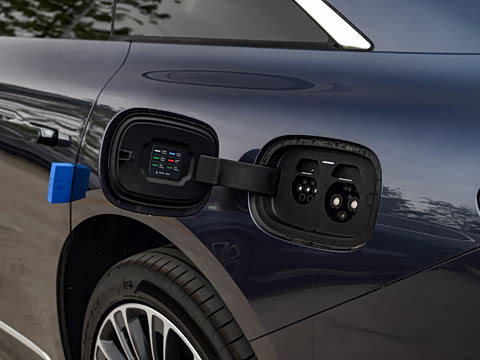 2025�� ���� Max+