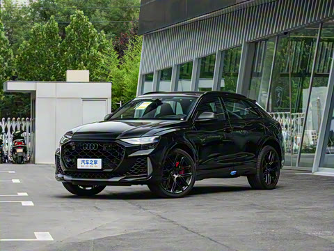 2025�� RS Q8 4.0T performance