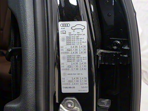 2025�� 45 TFSI quattro S line�˶���