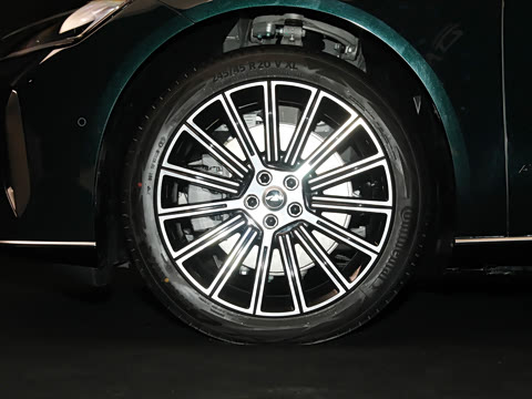 2025�� ������