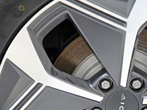 2024�� Plus 70 �Ƽ��� �������