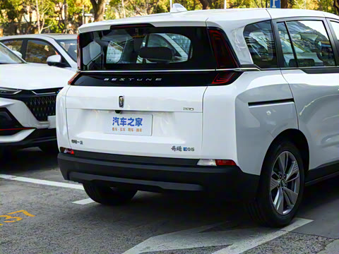 2023�� PRO �������а� 425km