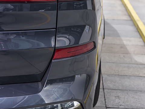 2021�� �Ŀ� xDrive40i ������M�˶���װ