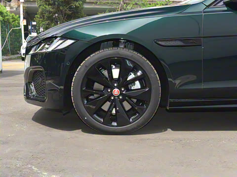 2023�� XFL 2.0T P300 �����콢�˶���