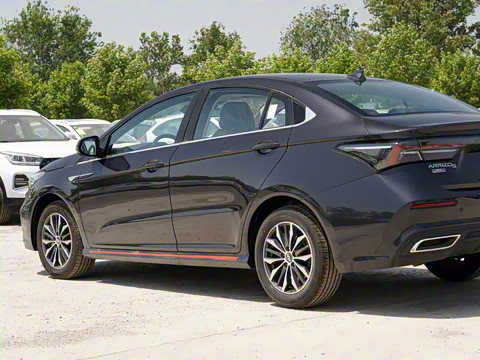 2023�� 1.5T CVT��PLUS