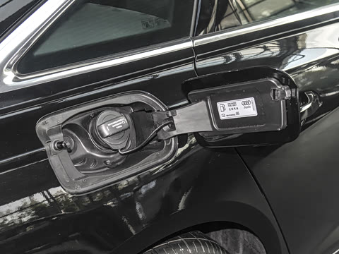 2025�� �Ŀ� 40 TFSI ����������