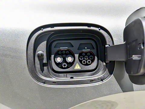 2025�� 215�콢��