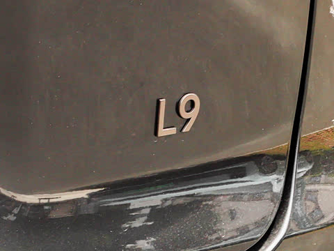 2025�� Ultra ���ܻ��°�