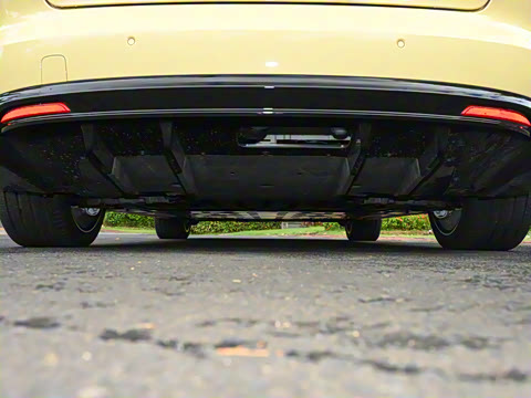 2025�� 75kWh Touring