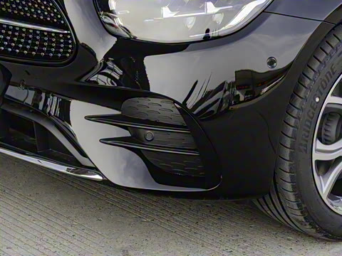 2023�� �Ŀ� E 300 L �˶�������