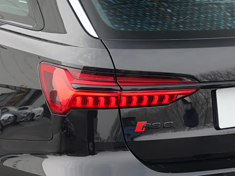 2024��  RS 6 4.0T Avant performance