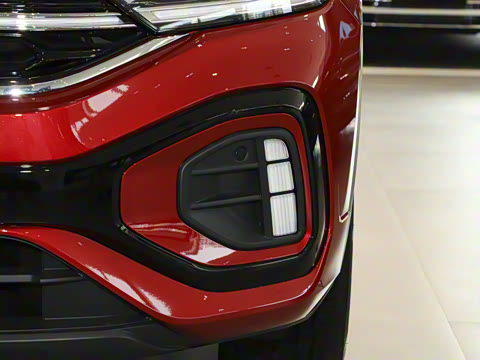 2025�� �Ŀ� 300TSI DSG���������