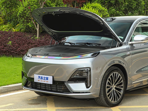 2025�� ����Ultra+ �߶���