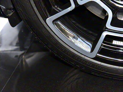 2018�� 6.6T Black Badge