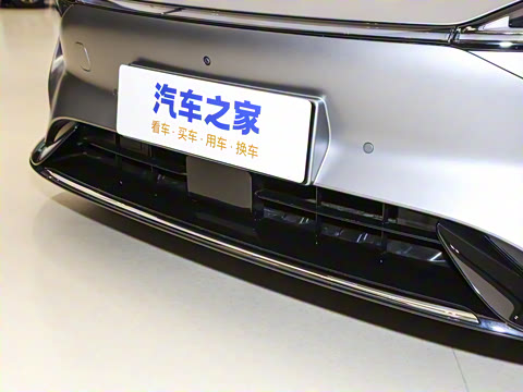 2025�� 703km Ultra�˶���