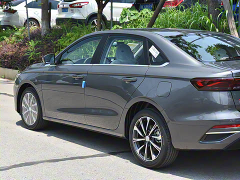 2026�� ��4�� 400������ 1.5L CVT׿Խ��