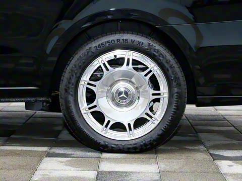 2024�� V 260 L �۷��