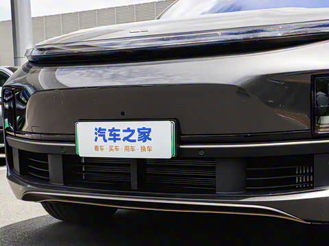 2025�� Ultra ���ܻ��°�