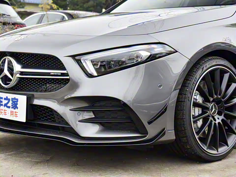 2022�� AMG A 35 4MATIC