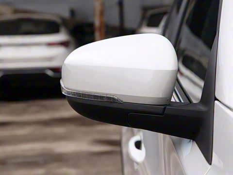 2020�� 1.5L �ֶ���