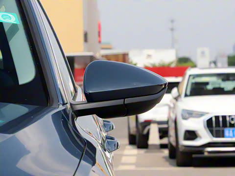 2021�� Sportback 55 quattro ������