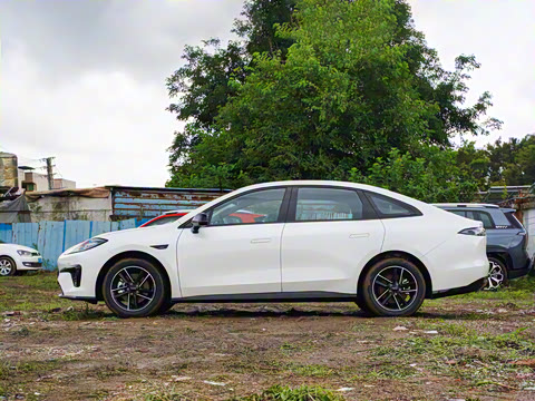 2025�� 650 ������