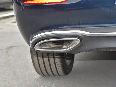 2023�� �Ŀ� E 300 L ʱ����