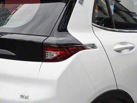 2022�� 30.66kWh ����������