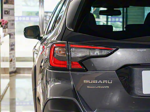 2023�� 2.5i AWD�콢�� EyeSight