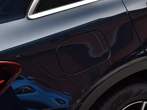 2022�� GLC 260 L 4MATIC ������