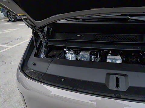 2025�� Ultra ���ܻ��°�