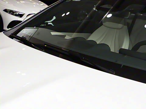 2025�� CLE 260 ���ܳ�