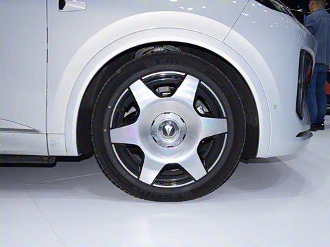 2025�� ����Ultra+ �߶���