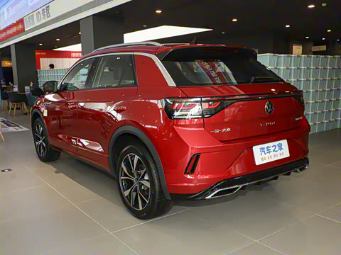 2025�� �Ŀ� 300TSI DSG���������