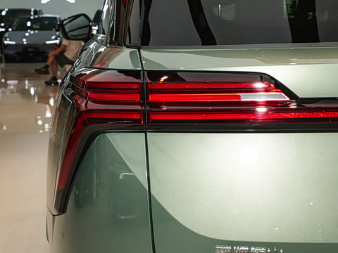 2025�� ���� Max