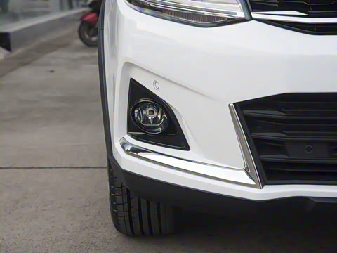 2022�� 1.6L �ֶ�������-�ഺ��