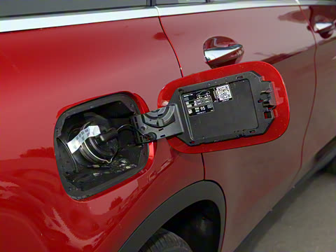 2021�� GLC 260 L 4MATIC ������