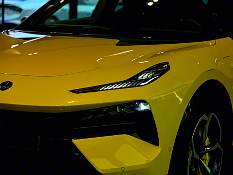 2025�� 900 ������