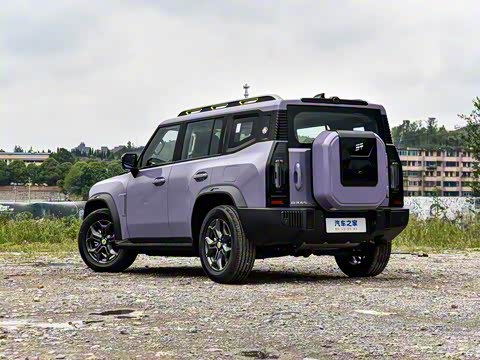 2025�� C-DM 129KM ����Ů��