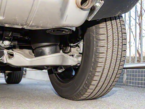 2022�� 90 2.0T P300 SE